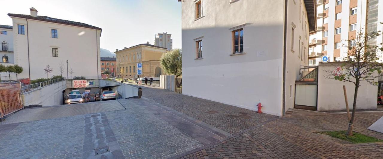 Smart Apartments Palazzo Mazzini Rovereto  Exterior foto